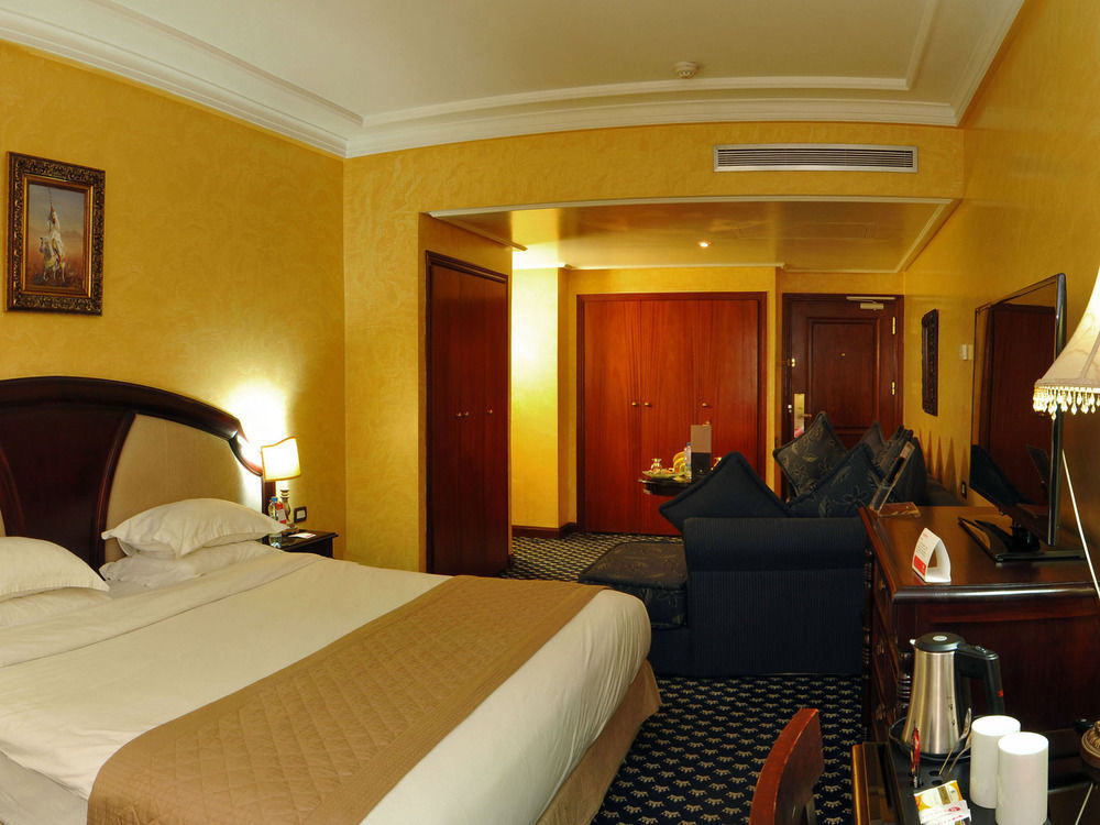 Ramada By Wyndham Fes Hotel Eksteriør billede